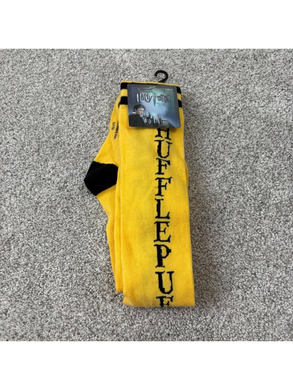 Harry Potter Hufflepuff House Socks New Size 9-11 Universal Studios Warner Bros